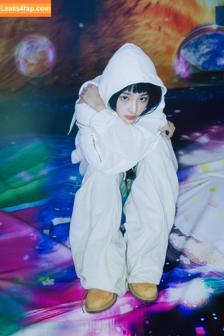 Minji / lovres_min__ / miniwithtattoos / newjeans_official leaked photo photo #0346