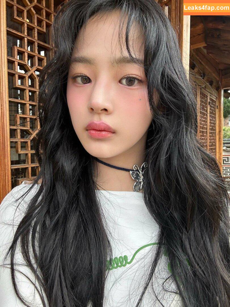 Minji / lovres_min__ / miniwithtattoos / newjeans_official leaked photo photo #0352