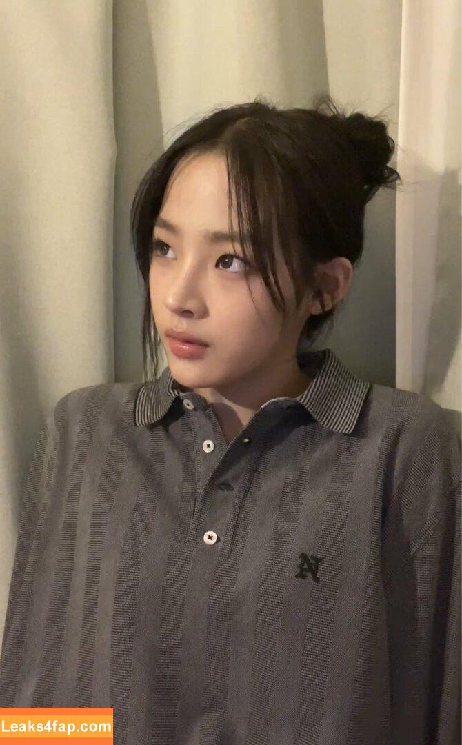 Minji / lovres_min__ / miniwithtattoos / newjeans_official leaked photo photo #0377