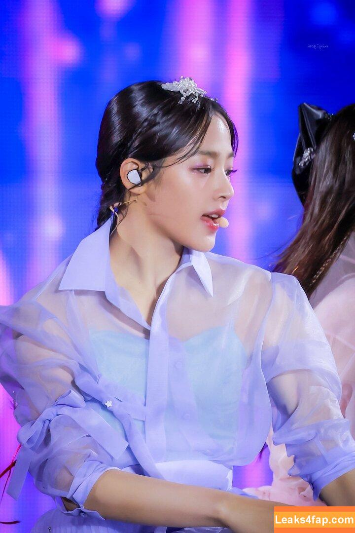 Minji / lovres_min__ / miniwithtattoos / newjeans_official слитое фото фото #0386