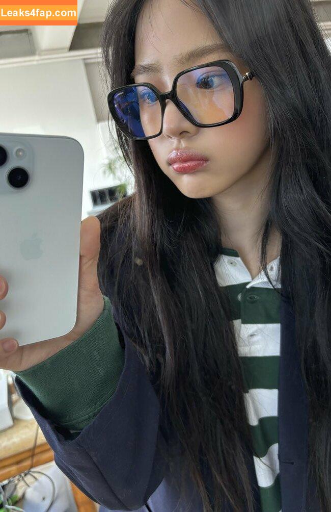 Minji / lovres_min__ / miniwithtattoos / newjeans_official leaked photo photo #0395