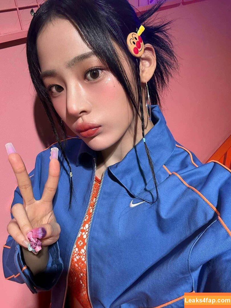 Minji / lovres_min__ / miniwithtattoos / newjeans_official leaked photo photo #0403