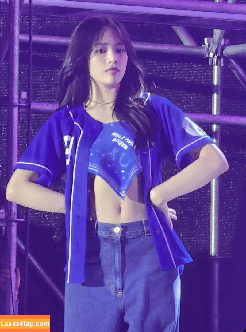 Minji / lovres_min__ / miniwithtattoos / newjeans_official слитое фото фото #0427