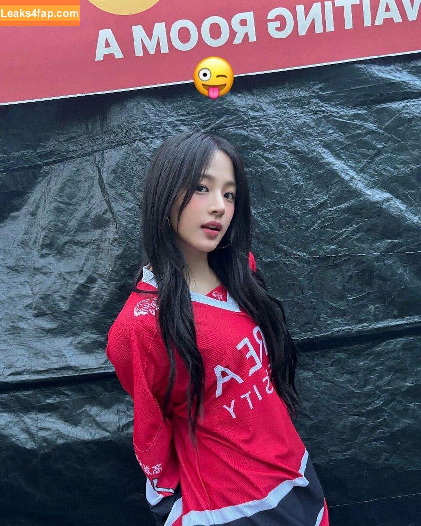 Minji / lovres_min__ / miniwithtattoos / newjeans_official leaked photo photo #0451