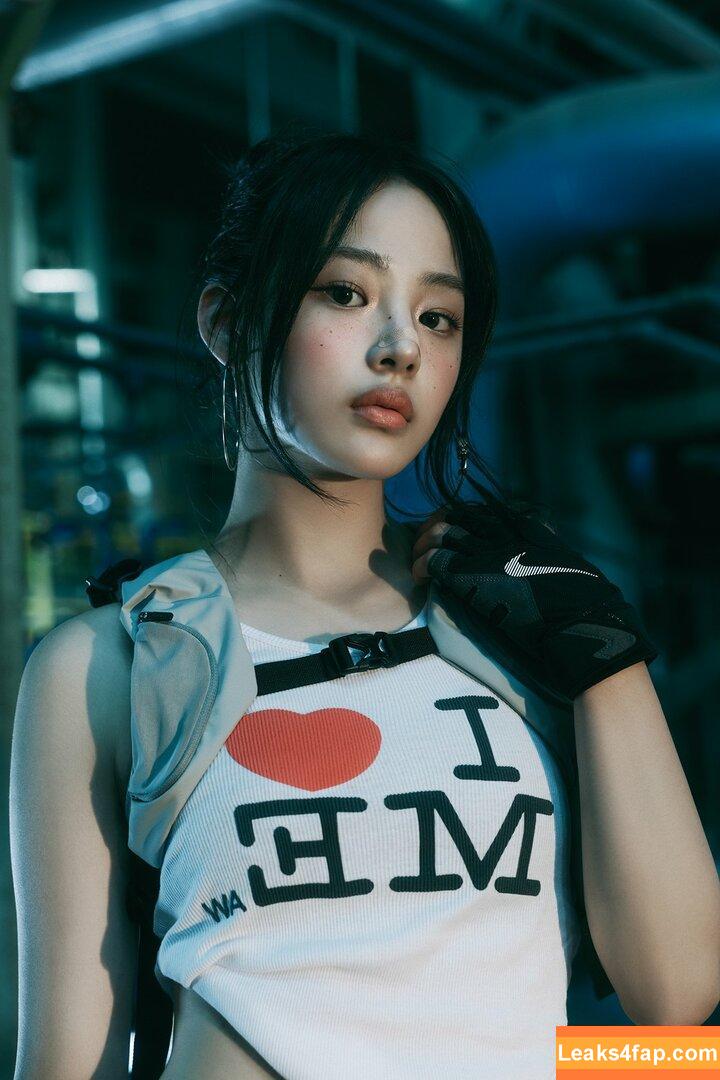 Minji / lovres_min__ / miniwithtattoos / newjeans_official leaked photo photo #0531