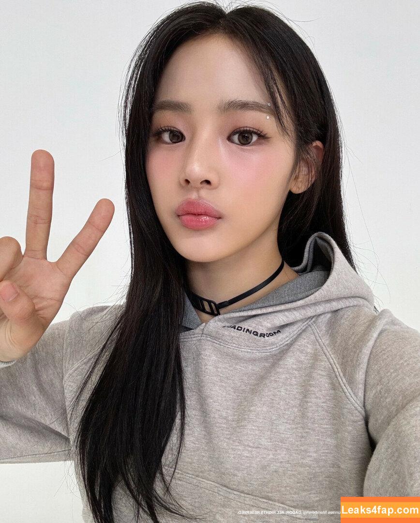 Minji / lovres_min__ / miniwithtattoos / newjeans_official leaked photo photo #0537