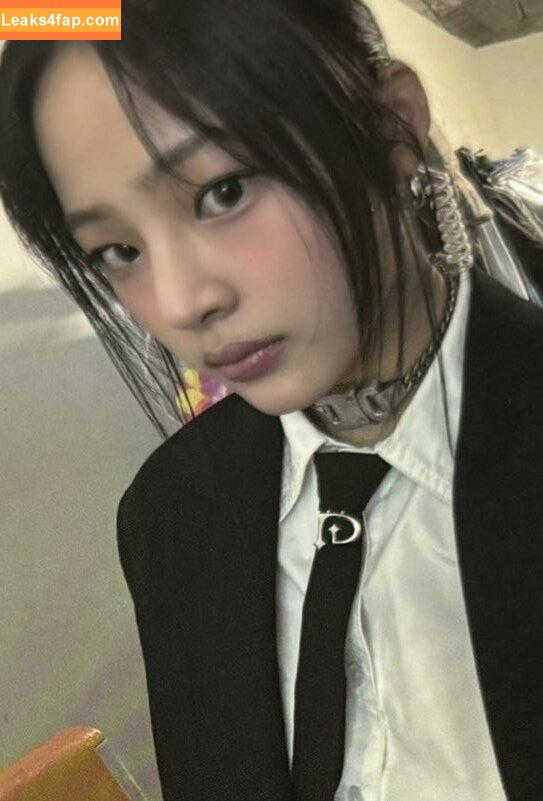 Minji / lovres_min__ / miniwithtattoos / newjeans_official leaked photo photo #0547