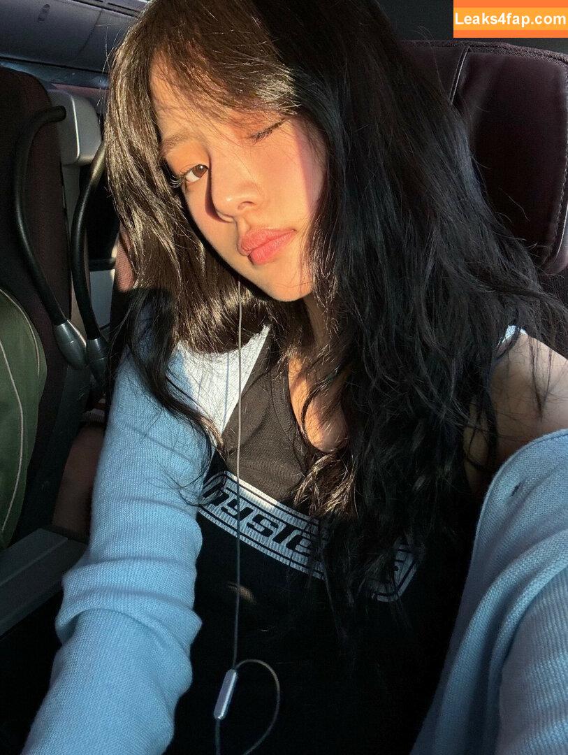 Minji / lovres_min__ / miniwithtattoos / newjeans_official leaked photo photo #0551