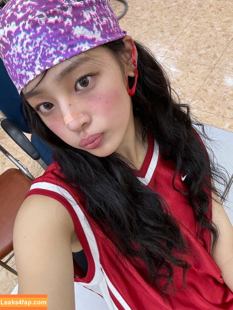Minji / lovres_min__ / miniwithtattoos / newjeans_official leaked photo photo #0573