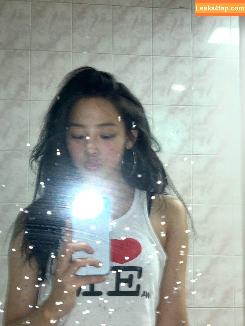 Minji / lovres_min__ / miniwithtattoos / newjeans_official leaked photo photo #0579