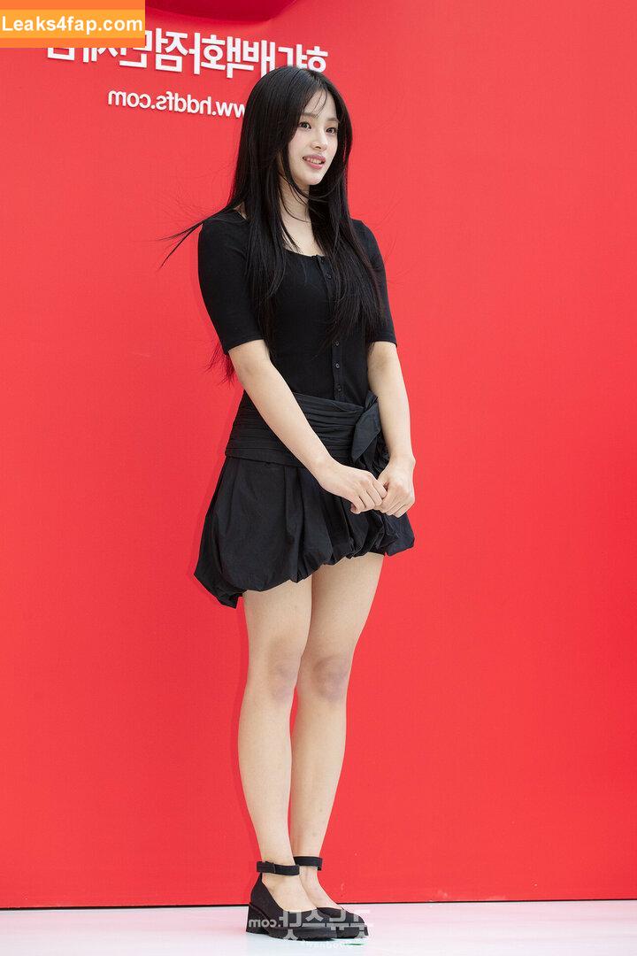 Minji / lovres_min__ / miniwithtattoos / newjeans_official leaked photo photo #0597