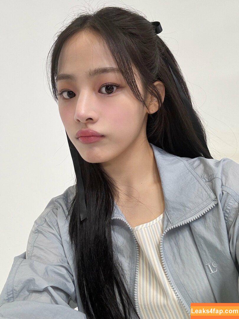 Minji / lovres_min__ / miniwithtattoos / newjeans_official leaked photo photo #0613