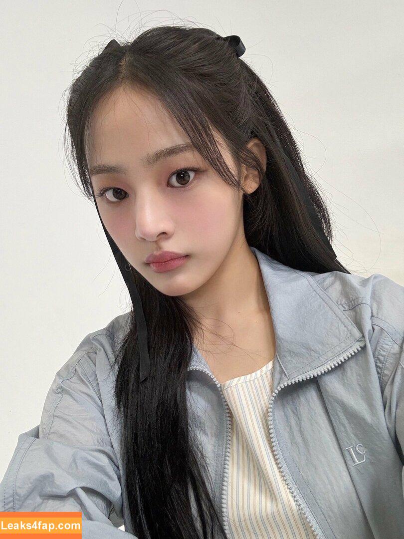Minji / lovres_min__ / miniwithtattoos / newjeans_official leaked photo photo #0614