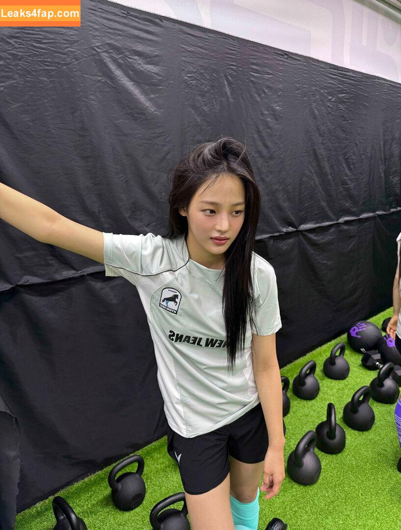 Minji / lovres_min__ / miniwithtattoos / newjeans_official leaked photo photo #0634