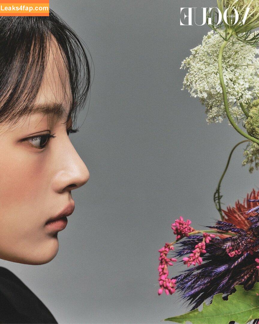 Minji / lovres_min__ / miniwithtattoos / newjeans_official leaked photo photo #0644