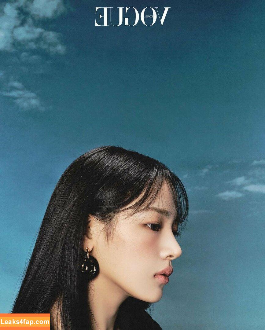 Minji / lovres_min__ / miniwithtattoos / newjeans_official leaked photo photo #0671