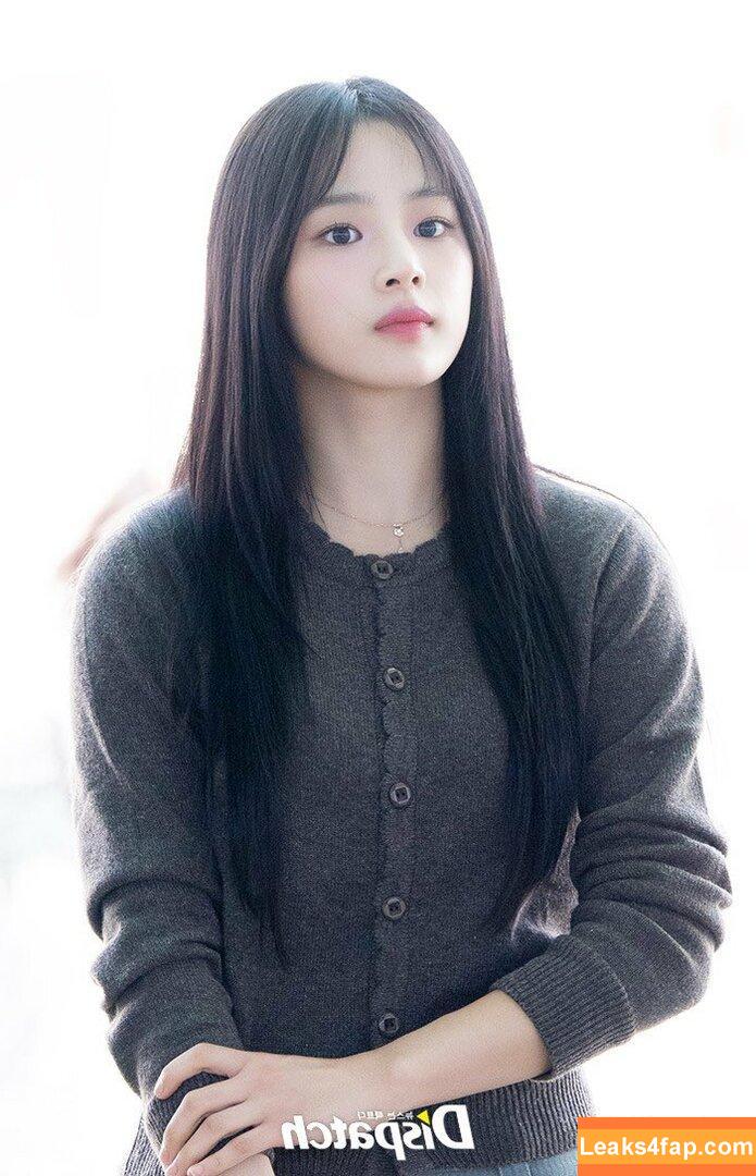 Minji / lovres_min__ / miniwithtattoos / newjeans_official leaked photo photo #0701