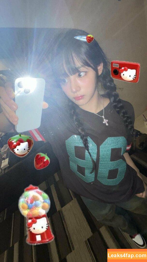 Minji / lovres_min__ / miniwithtattoos / newjeans_official leaked photo photo #0702