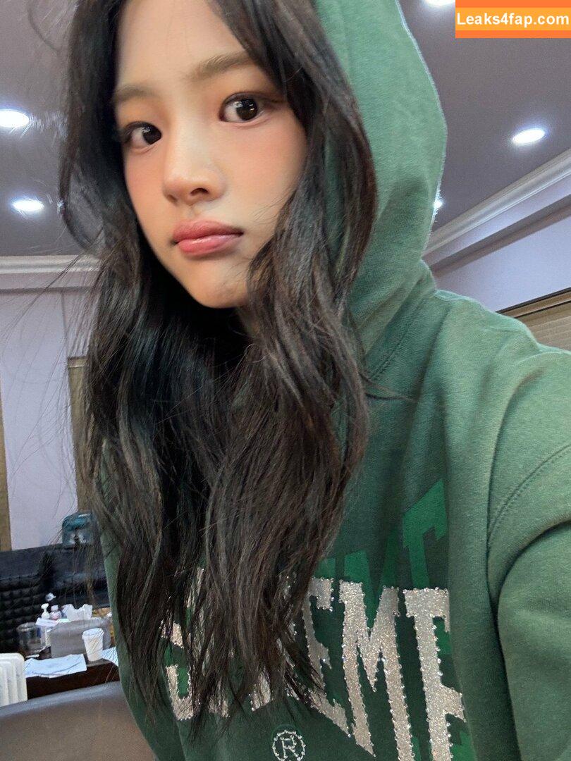 Minji / lovres_min__ / miniwithtattoos / newjeans_official leaked photo photo #0705