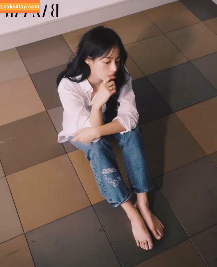 Minji / lovres_min__ / miniwithtattoos / newjeans_official leaked photo photo #0721