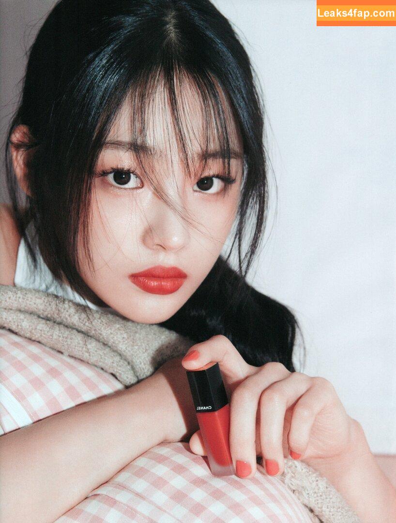 Minji / lovres_min__ / miniwithtattoos / newjeans_official leaked photo photo #0745
