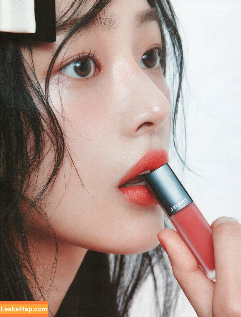 Minji / lovres_min__ / miniwithtattoos / newjeans_official leaked photo photo #0755
