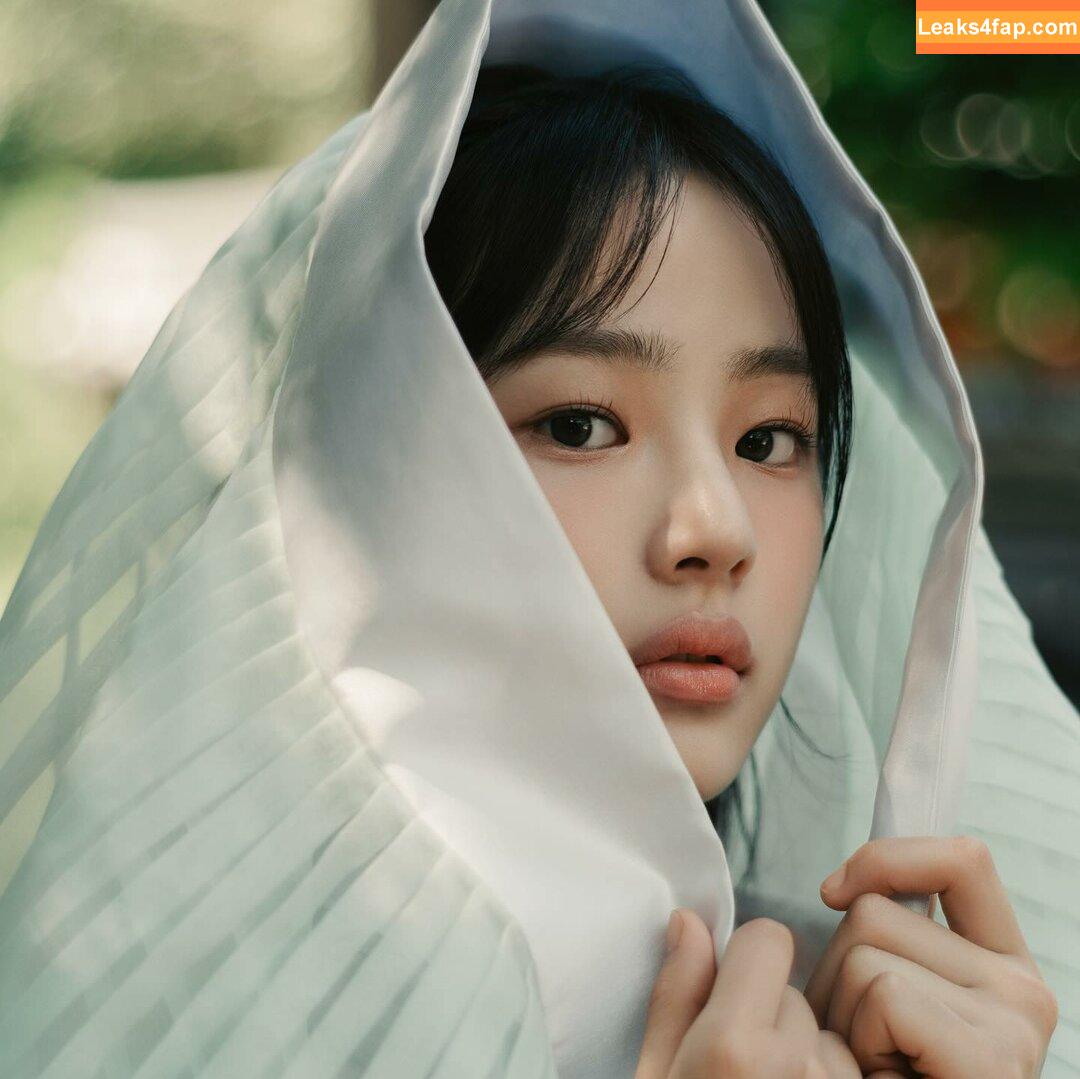Minji / lovres_min__ / miniwithtattoos / newjeans_official leaked photo photo #0767