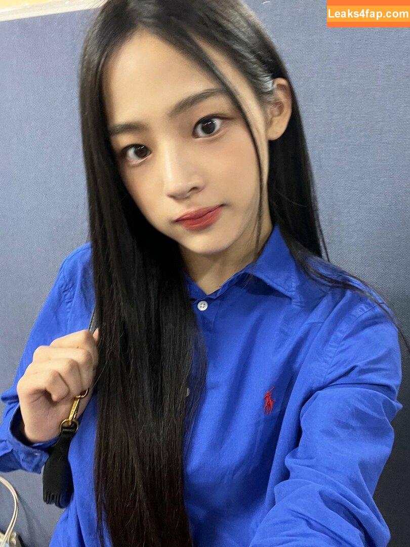 Minji / lovres_min__ / miniwithtattoos / newjeans_official leaked photo photo #0769
