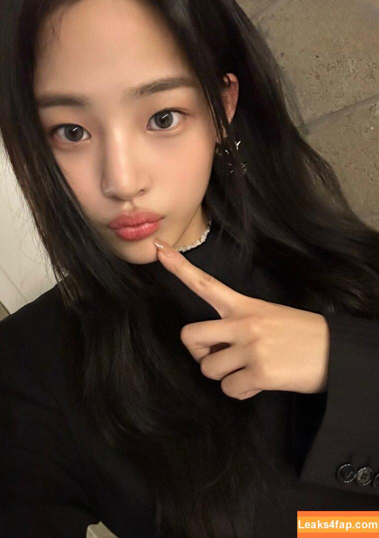 Minji / lovres_min__ / miniwithtattoos / newjeans_official leaked photo photo #0771