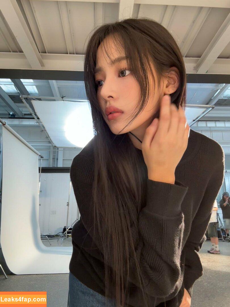 Minji / lovres_min__ / miniwithtattoos / newjeans_official leaked photo photo #0780