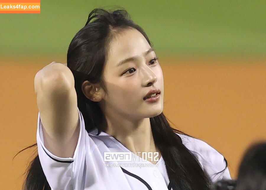 Minji / lovres_min__ / miniwithtattoos / newjeans_official leaked photo photo #0792