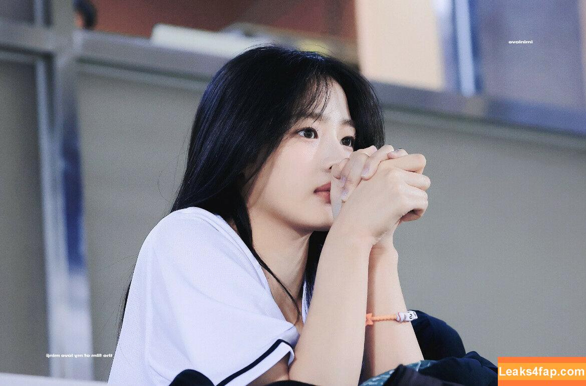 Minji / lovres_min__ / miniwithtattoos / newjeans_official leaked photo photo #0796