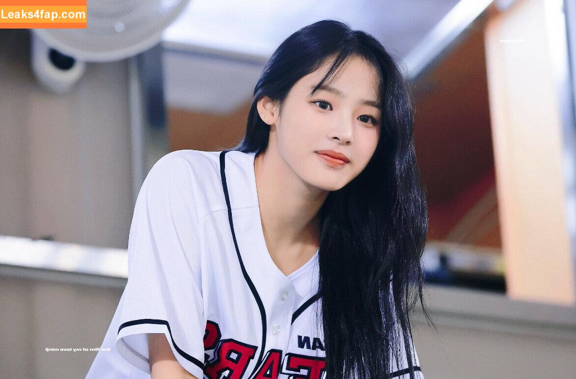 Minji / lovres_min__ / miniwithtattoos / newjeans_official leaked photo photo #0803