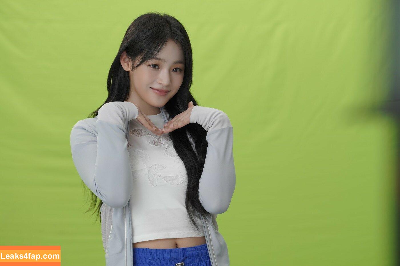 Minji / lovres_min__ / miniwithtattoos / newjeans_official leaked photo photo #0845