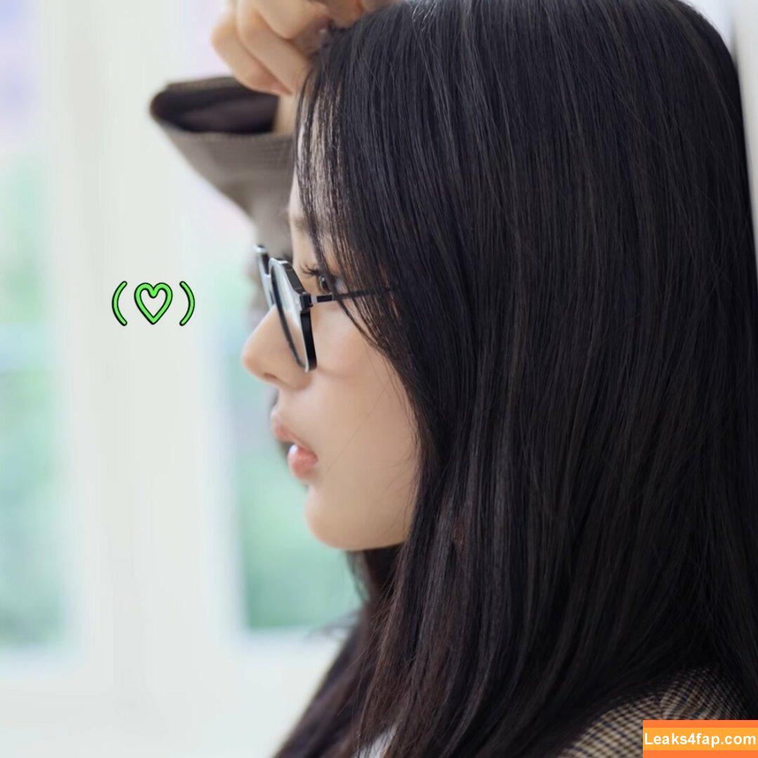 Minji / lovres_min__ / miniwithtattoos / newjeans_official leaked photo photo #0848