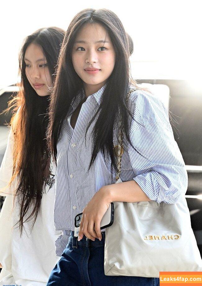 Minji / lovres_min__ / miniwithtattoos / newjeans_official leaked photo photo #0852