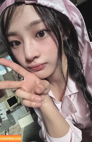 Minji photo #0972
