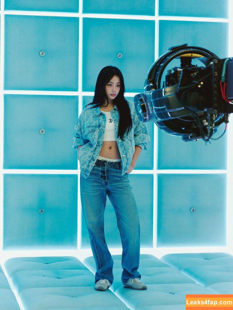 Minji / lovres_min__ / miniwithtattoos / newjeans_official leaked photo photo #1164