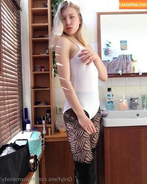 minxmelody photo #0002