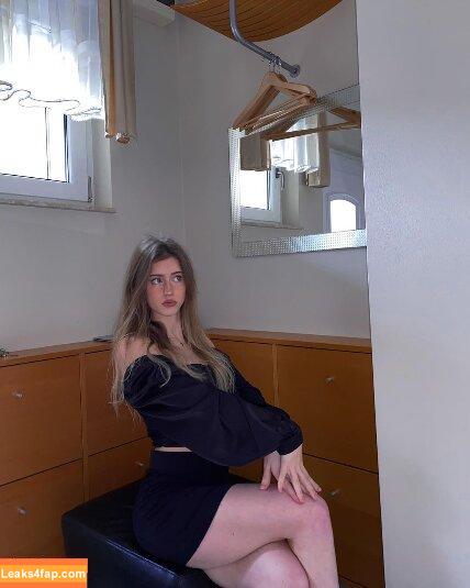 Mira.004 / model_mira слитое фото фото #0152