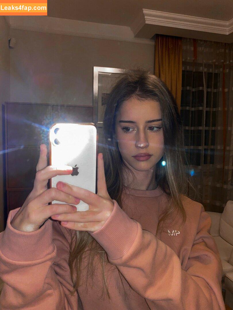 Mira.004 / model_mira слитое фото фото #0180