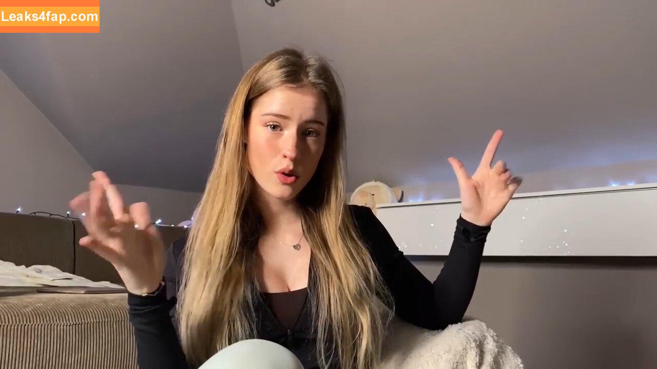 Mira.004 / model_mira слитое фото фото #0246