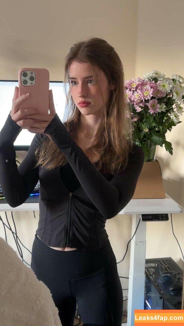 Mira.004 / model_mira leaked photo photo #0730