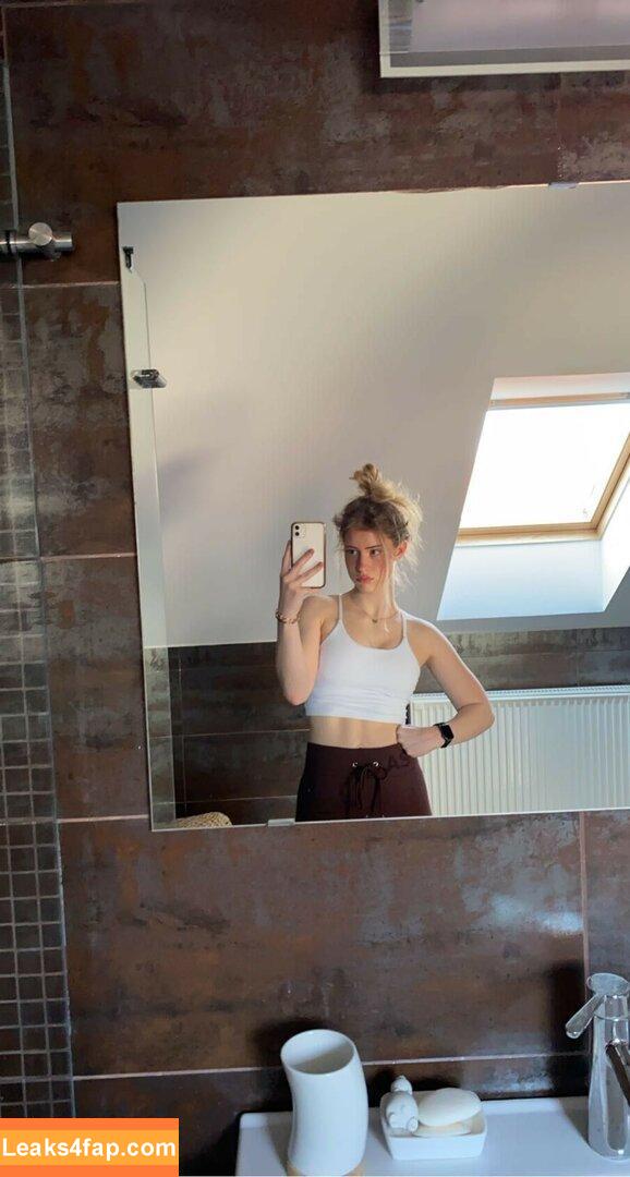 Mira.004 / model_mira слитое фото фото #0839