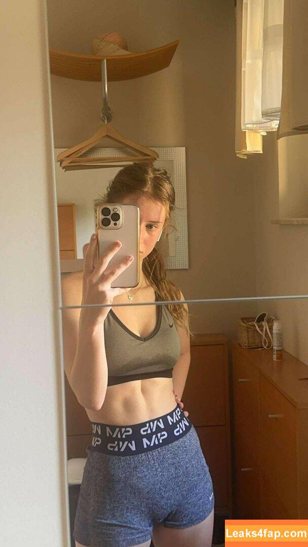 Mira.004 / model_mira leaked photo photo #0882