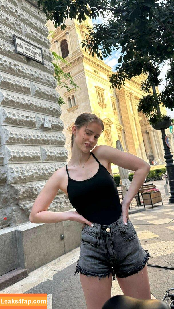 Mira.004 / model_mira слитое фото фото #0938