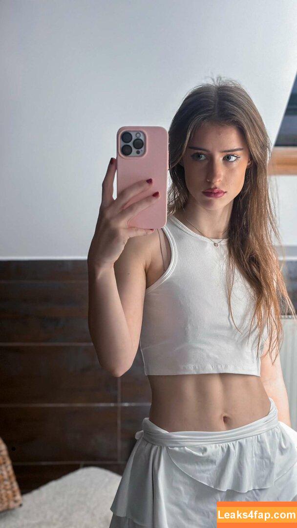 Mira.004 / model_mira слитое фото фото #1144