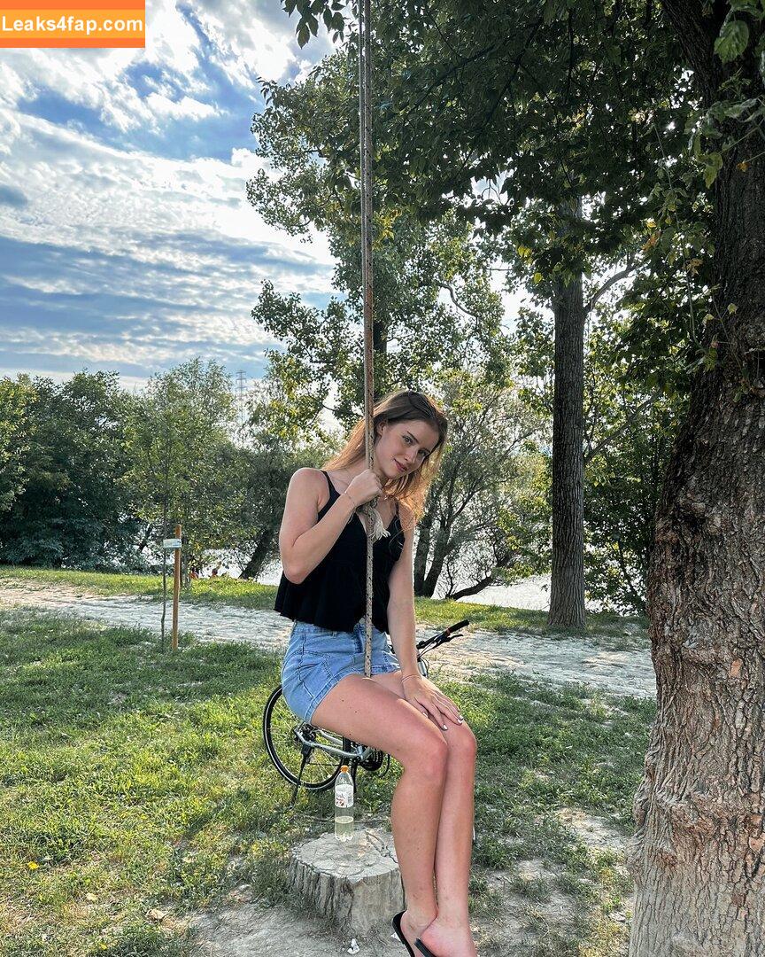 Mira.004 / model_mira leaked photo photo #1529