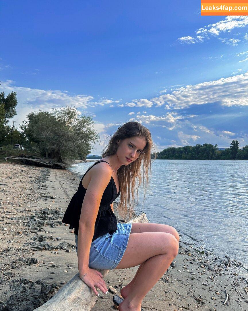 Mira.004 / model_mira leaked photo photo #1531