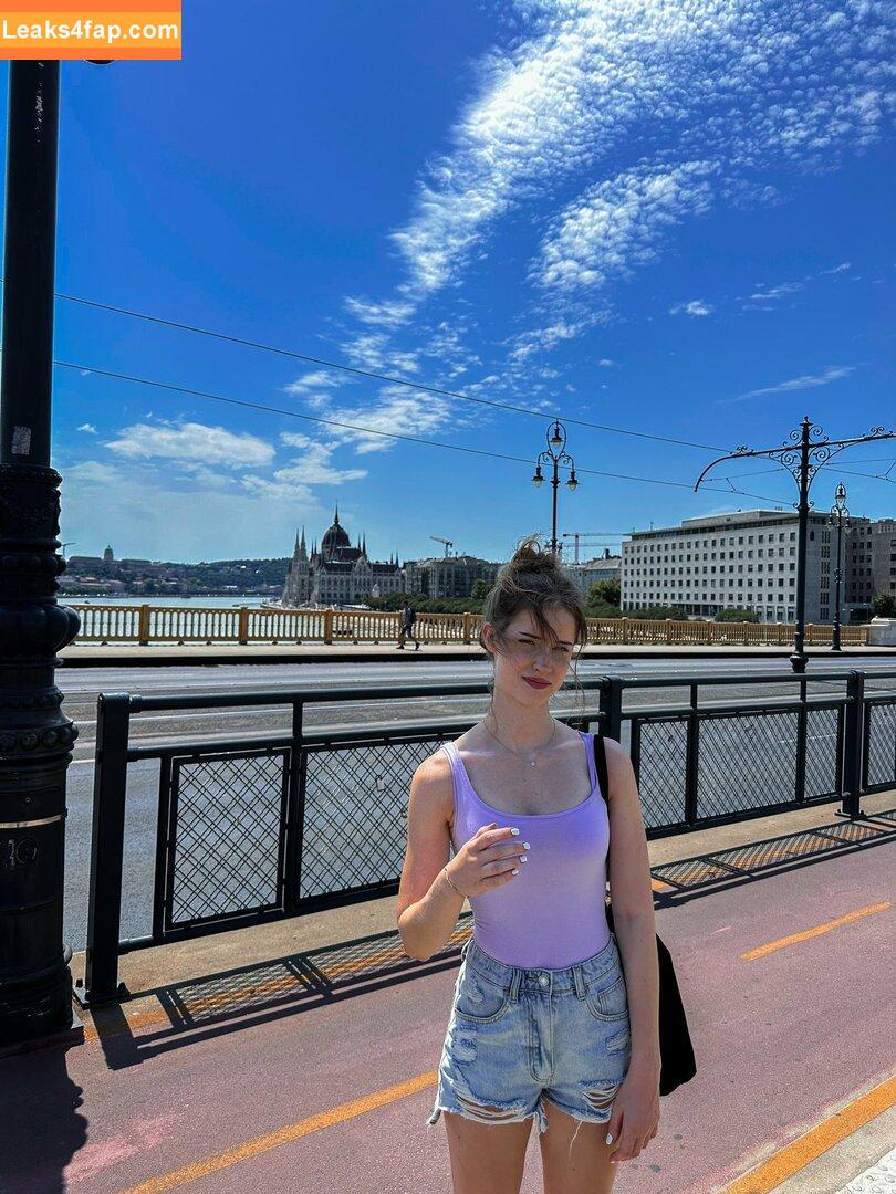 Mira.004 / model_mira leaked photo photo #1536